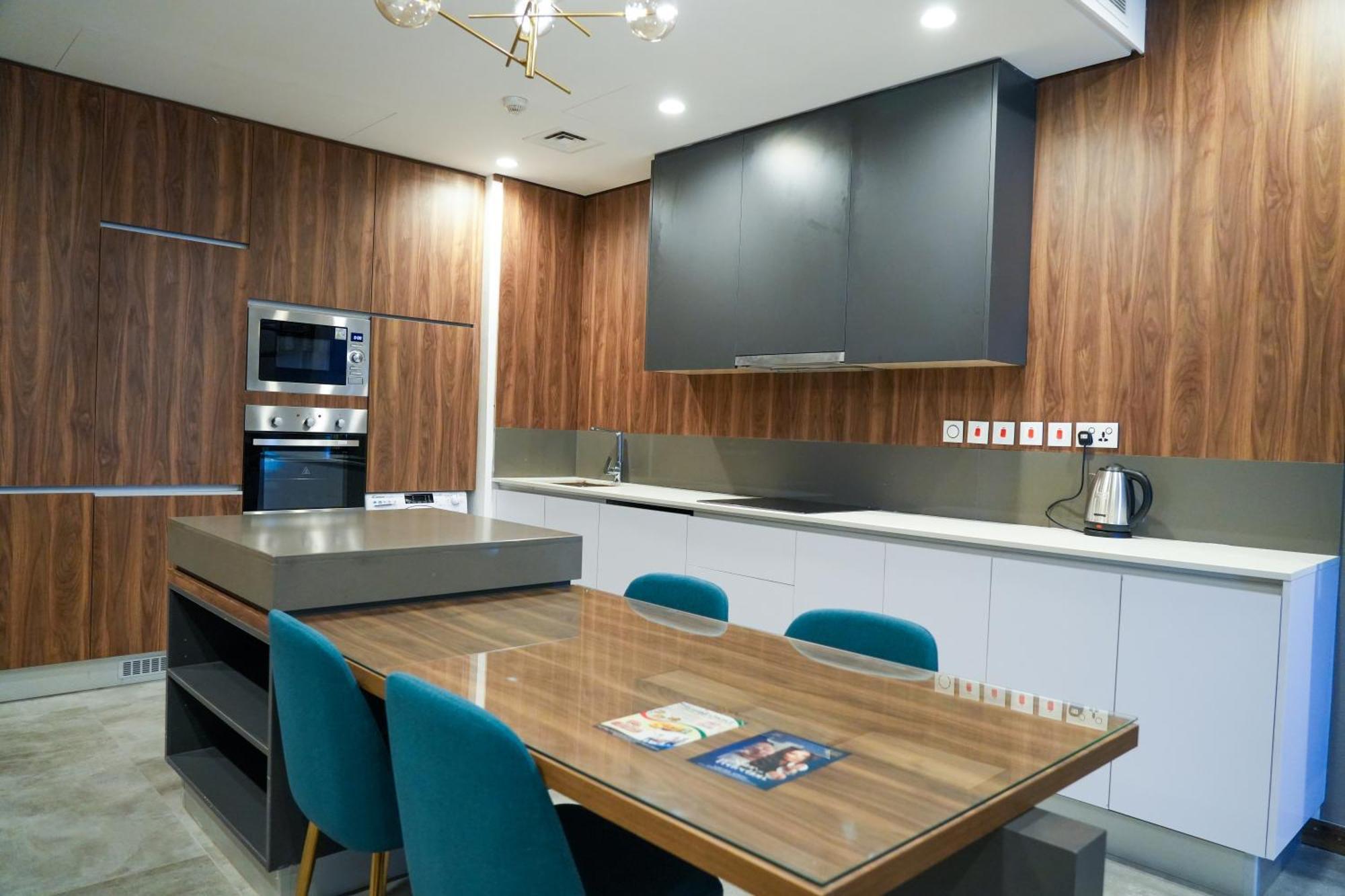 Modern Heights Hotel Al-Manamah Bagian luar foto